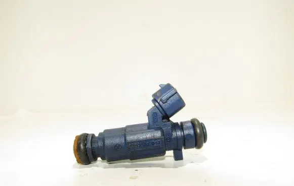 KIA Venga Fuel injector 353102b000