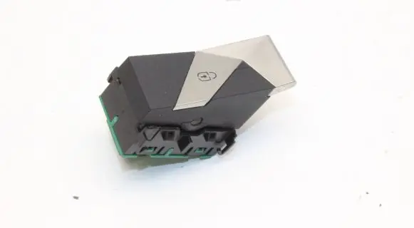 Citroen DS3 Central locking switch button 9817778977