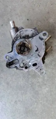 Volkswagen PASSAT B5.5 Vacuum pump 03G145209
