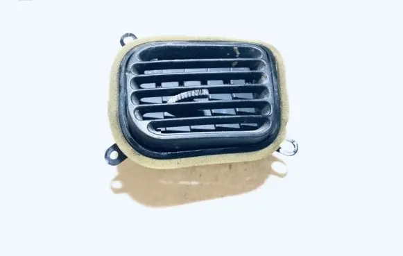 Ford Escort Dash center air vent grill