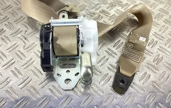 Lexus GS 300 350 430 450H Front seatbelt 7Q2600P