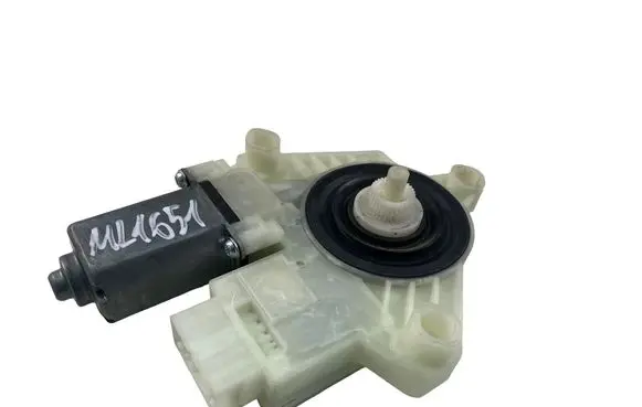 Volkswagen Golf VII Rear door window regulator motor 5Q4959812D