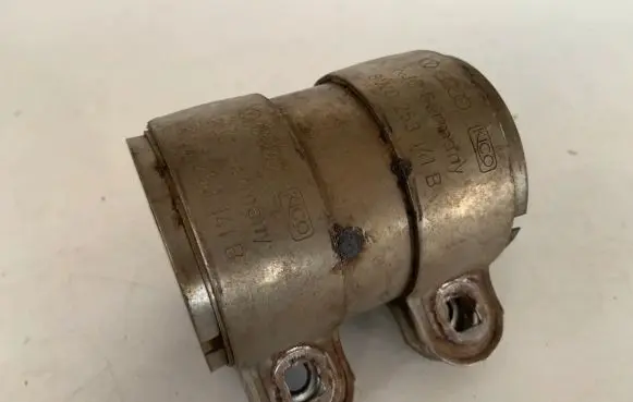 Audi Q5 SQ5 Muffler pipe connector clamp 8W0253141B