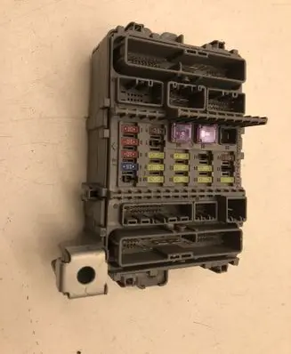 Honda Accord Fuse module TL4E211FA FAA20K6MI 090120