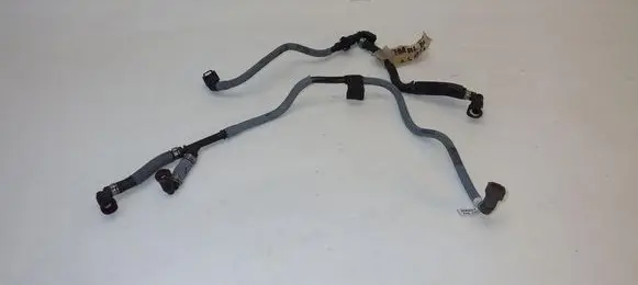 Opel Vivaro Fuel line pipe 166735291R