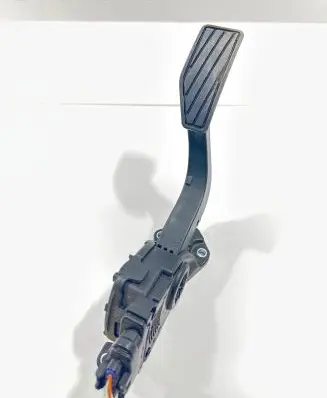 Suzuki Grand Vitara II Accelerator throttle pedal 1590065J00 6PV00907400 16062003