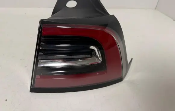 Tesla Model 3 Rear/tail lights 150208700D 1502087