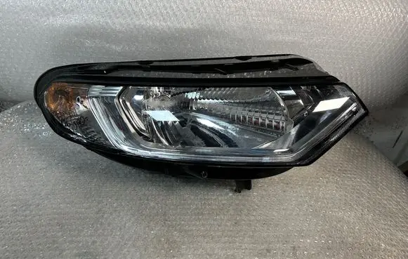 Ford Ecosport Headlight/headlamp CN1513W029BH