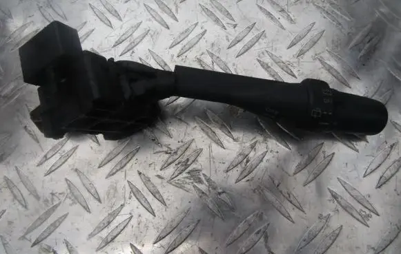 Nissan Almera Wiper control stalk