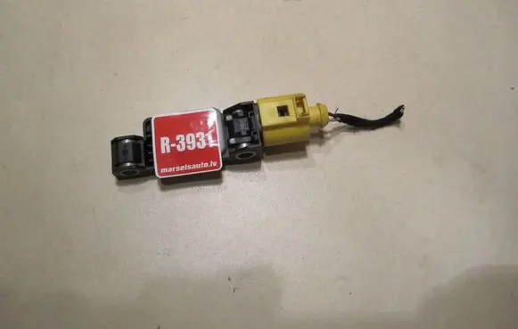 Audi A6 S6 C5 4B Airbag deployment crash/impact sensor 4B0959643C 050303 0231A03X0001