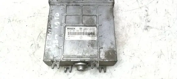 Renault Scenic I Engine control unit/module 7700109621 7700105953 0281001809