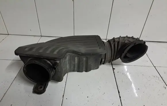Chrysler 300M Air filter cleaner box bracket assembly 4591109 4591129