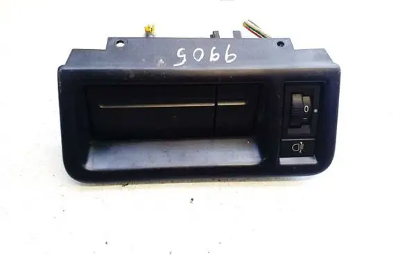 Headlight level height control switch