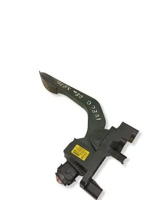 Iveco Daily 35.8 - 9 Accelerator throttle pedal 504061735 0281002633 784300200
