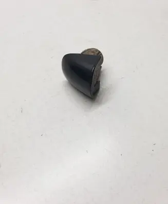 Volkswagen Touareg I Front door handle cover 