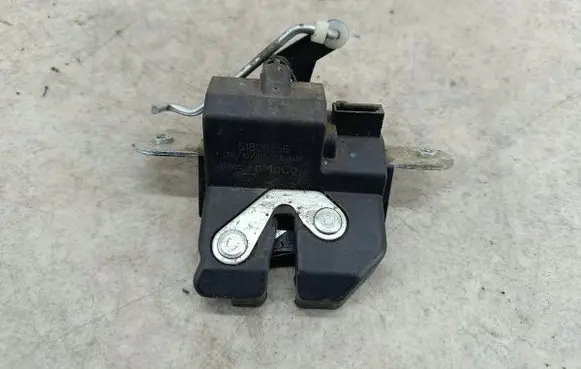 Ford Ka Tailgate lock latch 51809766