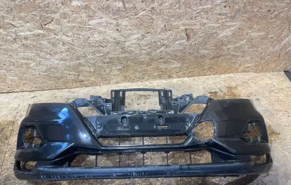 Nissan Qashqai Front bumper 62022HV00H R0192