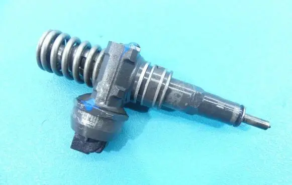 Seat Ibiza III (6L) Fuel injector 0414720035 IMPRK1188523