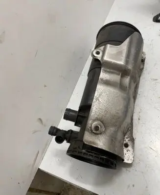 BMW i8 Other engine bay part 8639010 10543510