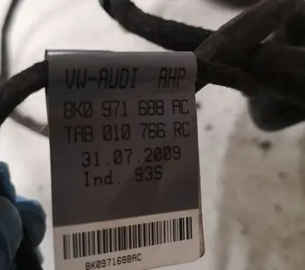 Audi A4 S4 B8 8K Rear door wiring loom 8K0971688