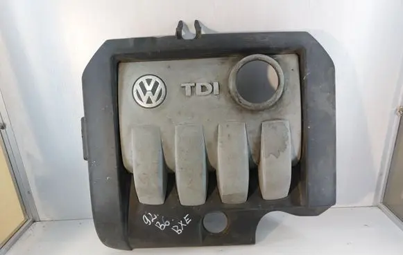 Volkswagen PASSAT B6 Engine cover (trim) 03G103925B 03G103925G
