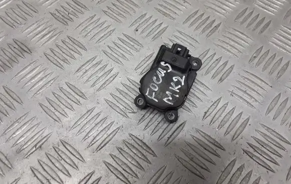 Ford Focus Central body control module 3M5H-19E616-AB