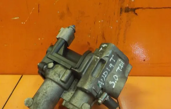 Audi Q7 4L EGR thermostat 1HT4