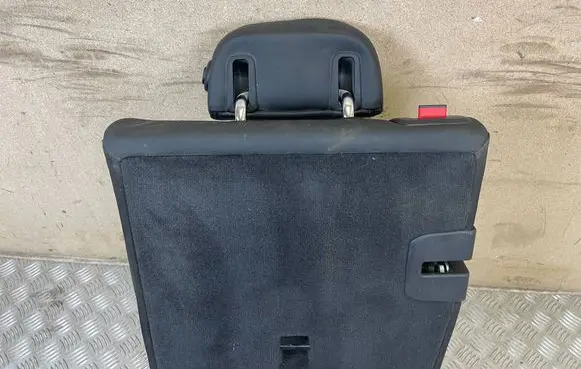 BMW 4 G22 G23 G24 G26 Rear seat 