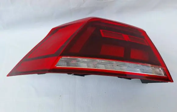 Volkswagen PASSAT B8 Rear/tail lights 3G5945095H F03741000B