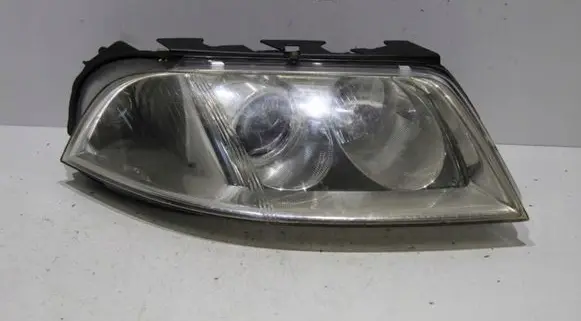 Volkswagen PASSAT B5.5 Headlight/headlamp