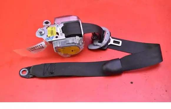 Hyundai i40 Front seatbelt 88820-3Z000