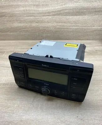 Skoda Octavia Mk2 (1Z) Radio/CD/DVD/GPS head unit 1Z0035161A