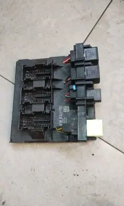 Volkswagen PASSAT B7 Comfort/convenience module 3AA937087D WK50448 BCMP047
