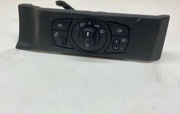 BMW 5 E60 E61 Light switch 6953739