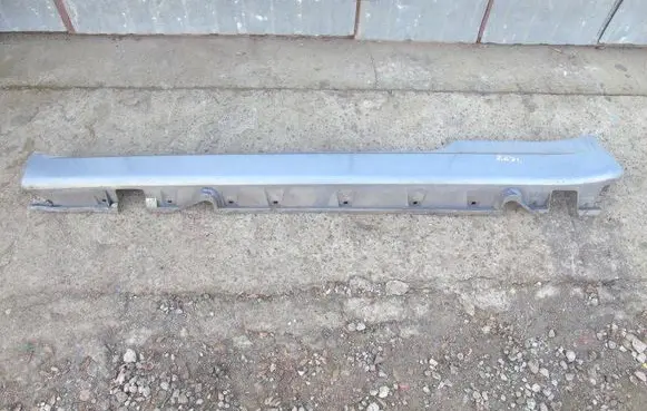 BMW 6 E63 E64 Foot area side trim 