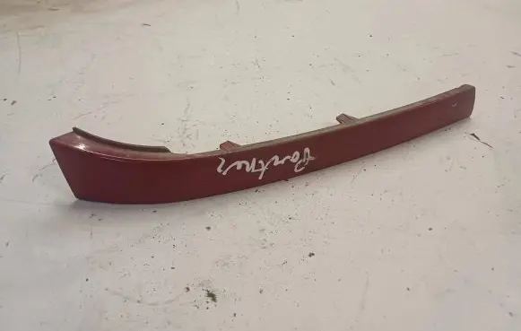 Peugeot Partner Under headlight/headlamp trim 9618254577