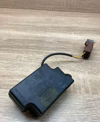 Nissan Primera Air flap motor/actuator 2625007U