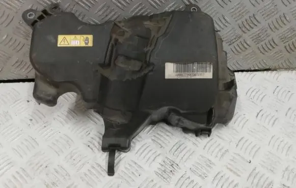 Mercedes-Benz B W246 W242 Engine cover (trim) 175B15263R 175753VD0A 175B10888R