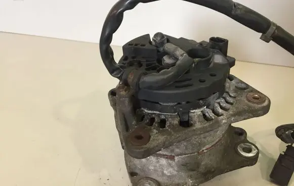 Skoda Octavia Mk1 (1U) Generator/alternator 028903028D