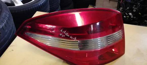 Renault Laguna III Rear/tail lights