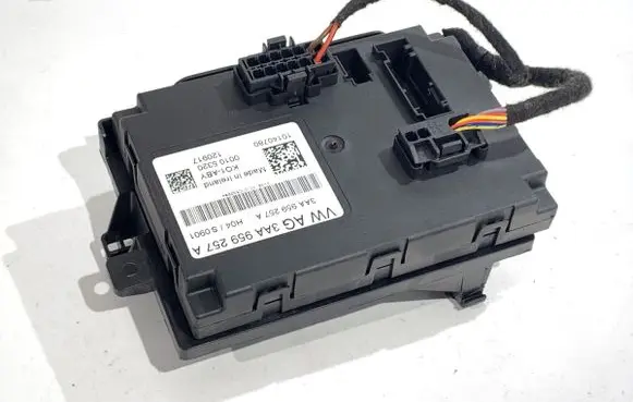 Volkswagen Touran III Other control units/modules 3AA959257A