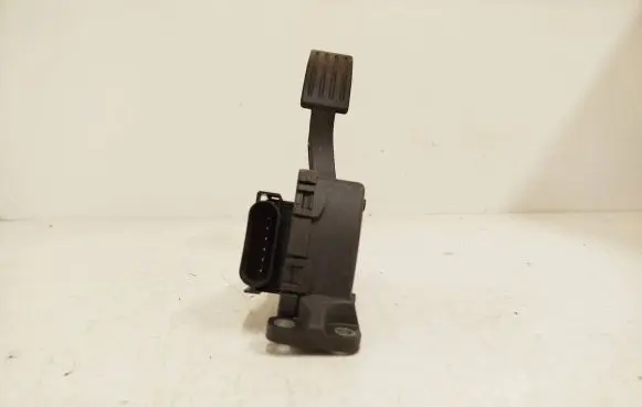Mazda 3 I Accelerator throttle pedal 4M519F836AH 6PV00864101