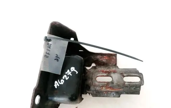 Citroen C3 Engine mount bracket
