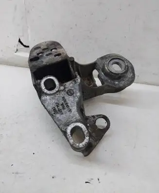 Audi A6 S6 C5 4B Engine mounting bracket 4B0199351B