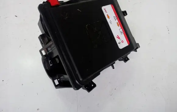 Citroen C4 II Picasso Fuse box cover 9678633380