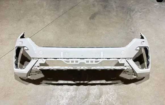 Volkswagen Touareg III Front bumper 760807221F