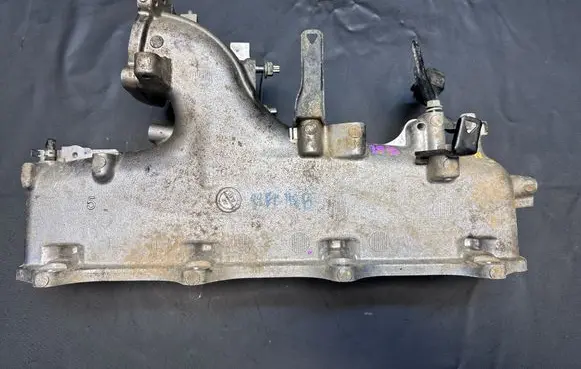 Toyota Hilux (AN120, AN130) Intake manifold 171010E010