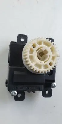 Toyota Yaris A/C air flow flap actuator/motor 