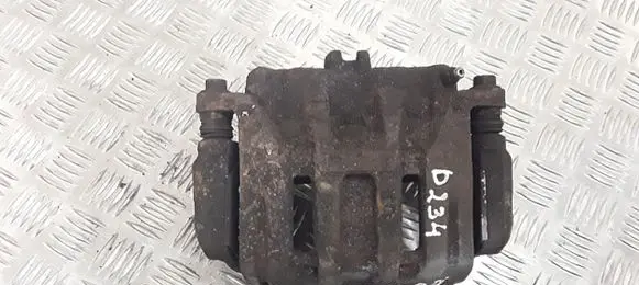 Honda CR-V Front brake caliper