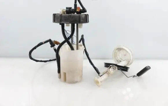 Renault Koleos I In-tank fuel pump 